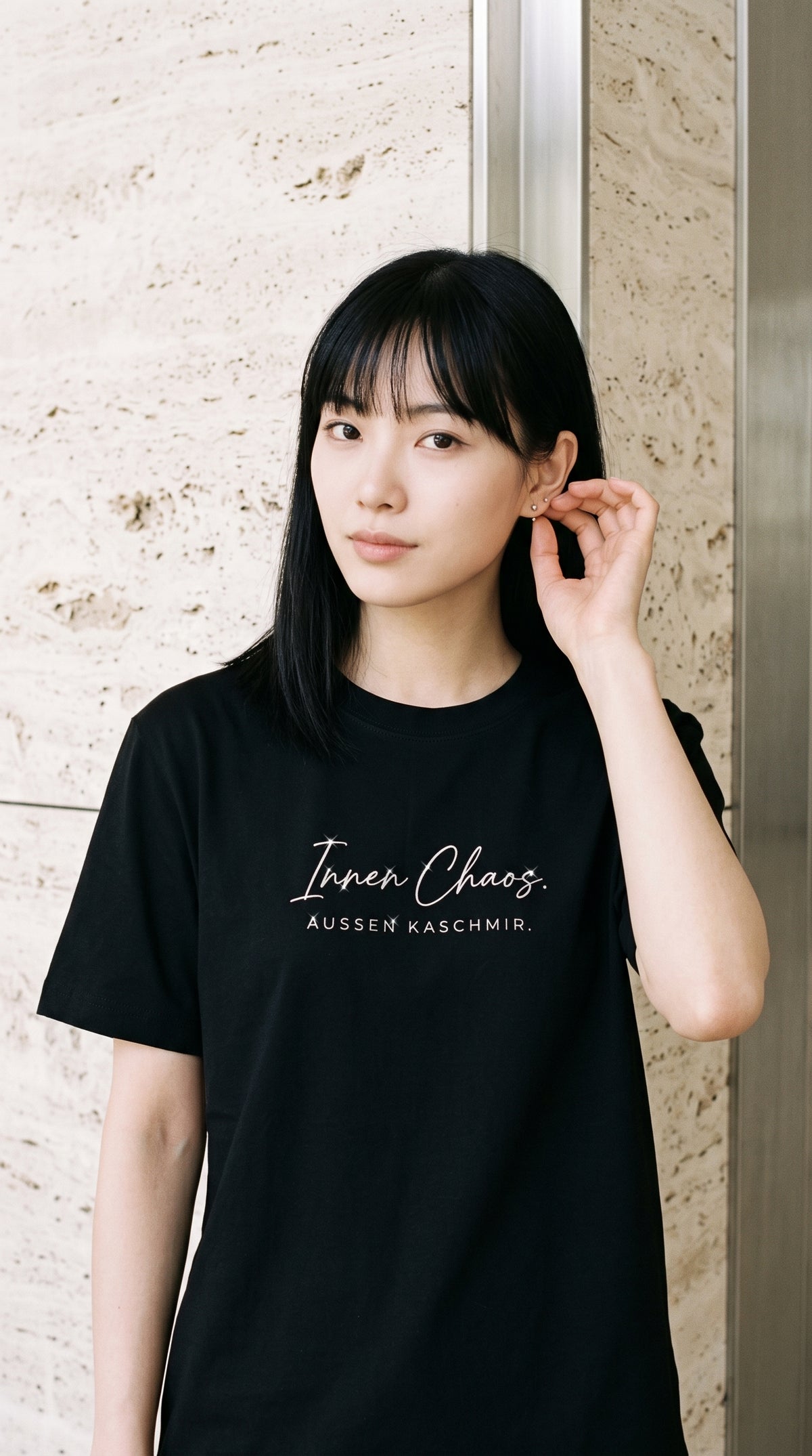 T-Shirt Unisex - INNEN CHAOS. AUSSEN KASCHMIR - Premium Statement Shirt