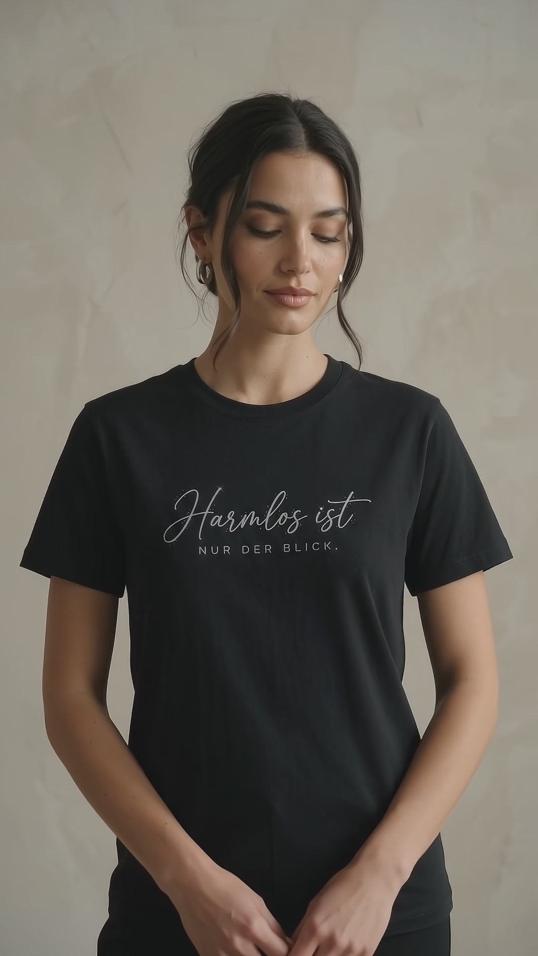 T-Shirt Unisex - HARMLOS IST NUR DER BLICK - Premium Statement Shirt